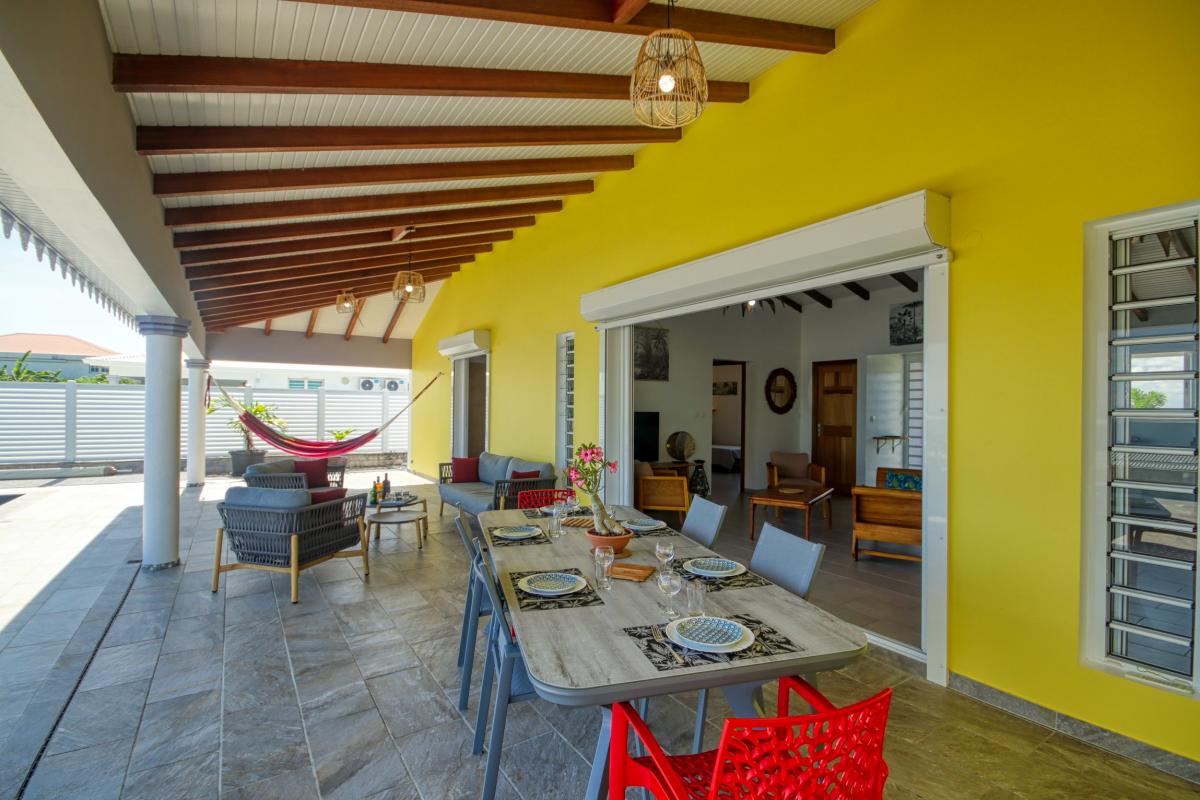 Villa luxe Martinique - Grande terrasse ombtagée